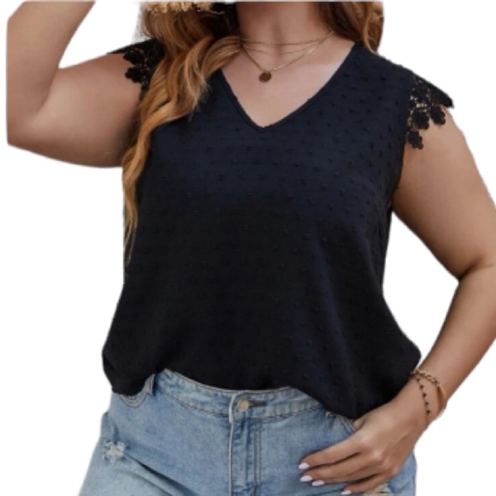 🆕 Black Pin-dot Blouse w/ Lace Sleeves!!! Brand New!!!